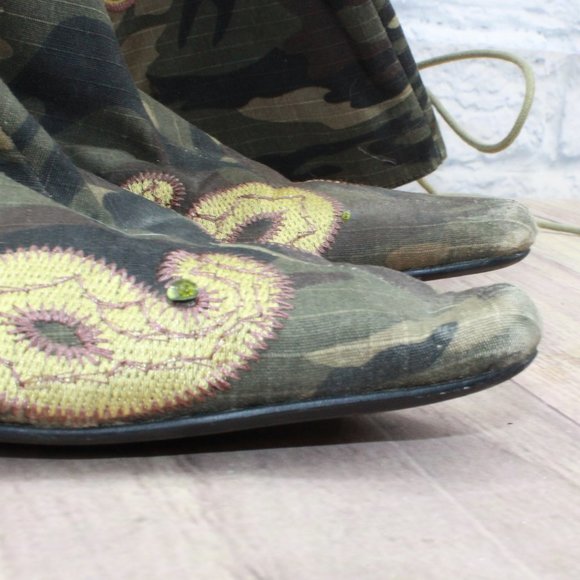 Akademiks Embroidered Camo Knee High Heeled Boots Size 10 - Picture 13 of 15
